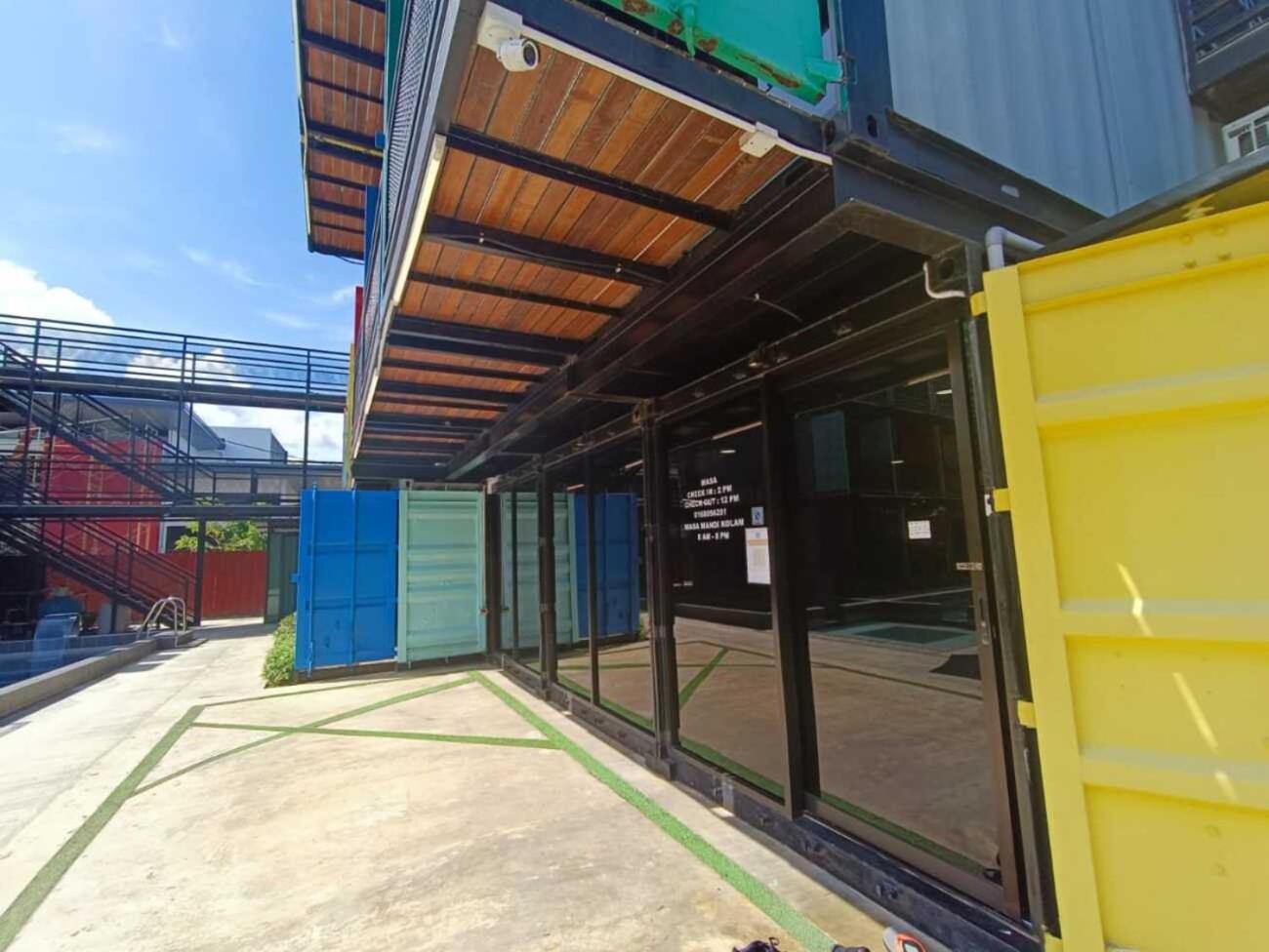 Boxinn The Kontena Home Semporna Exterior foto